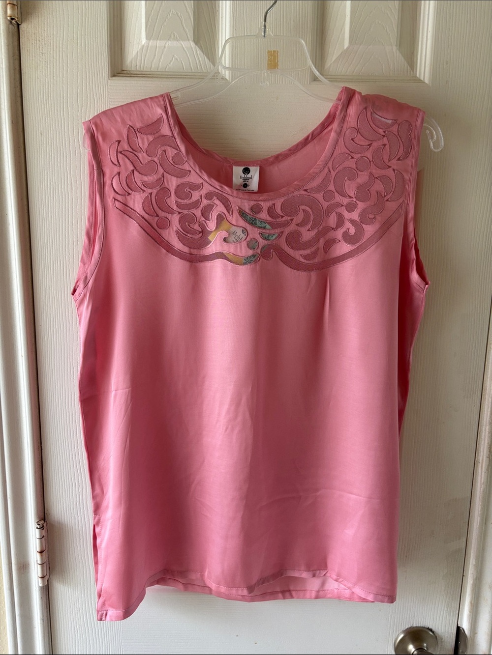 Womens ' Pink Embroidered Camisole. NWT